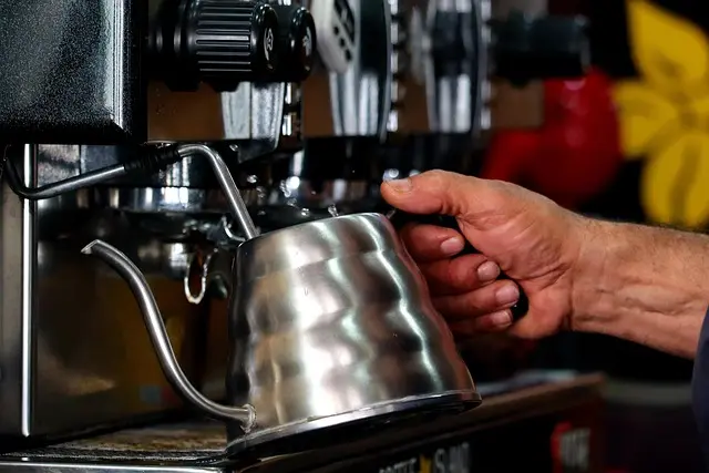 coffeemachine-coffee-barista-2608051785885790..webp
